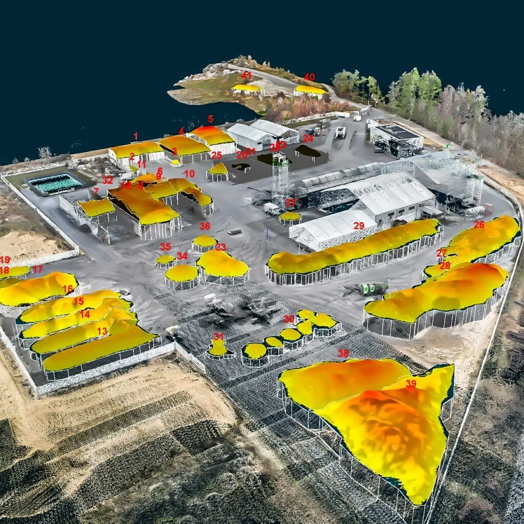 Μοντέλο όγκου σωρών από drone με αριθμημένους, μετρημένους σωρούς